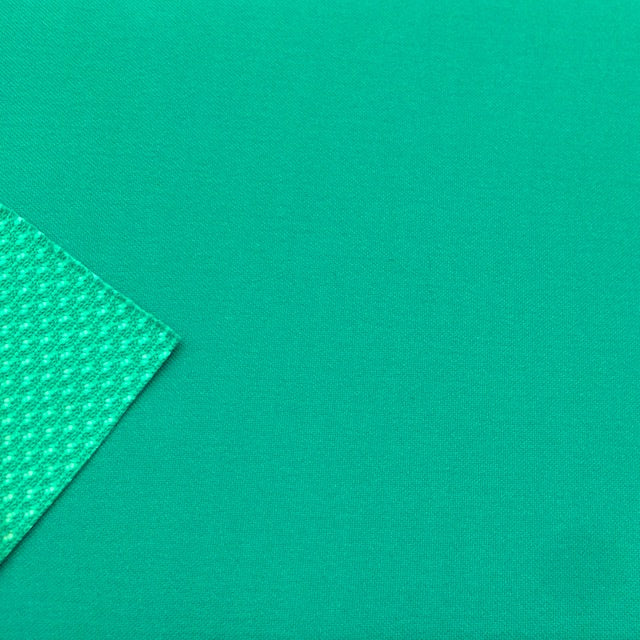Sarga polivinílica laminada de 3 capas con película de ePTFE - Verde ER (se vende por yarda)