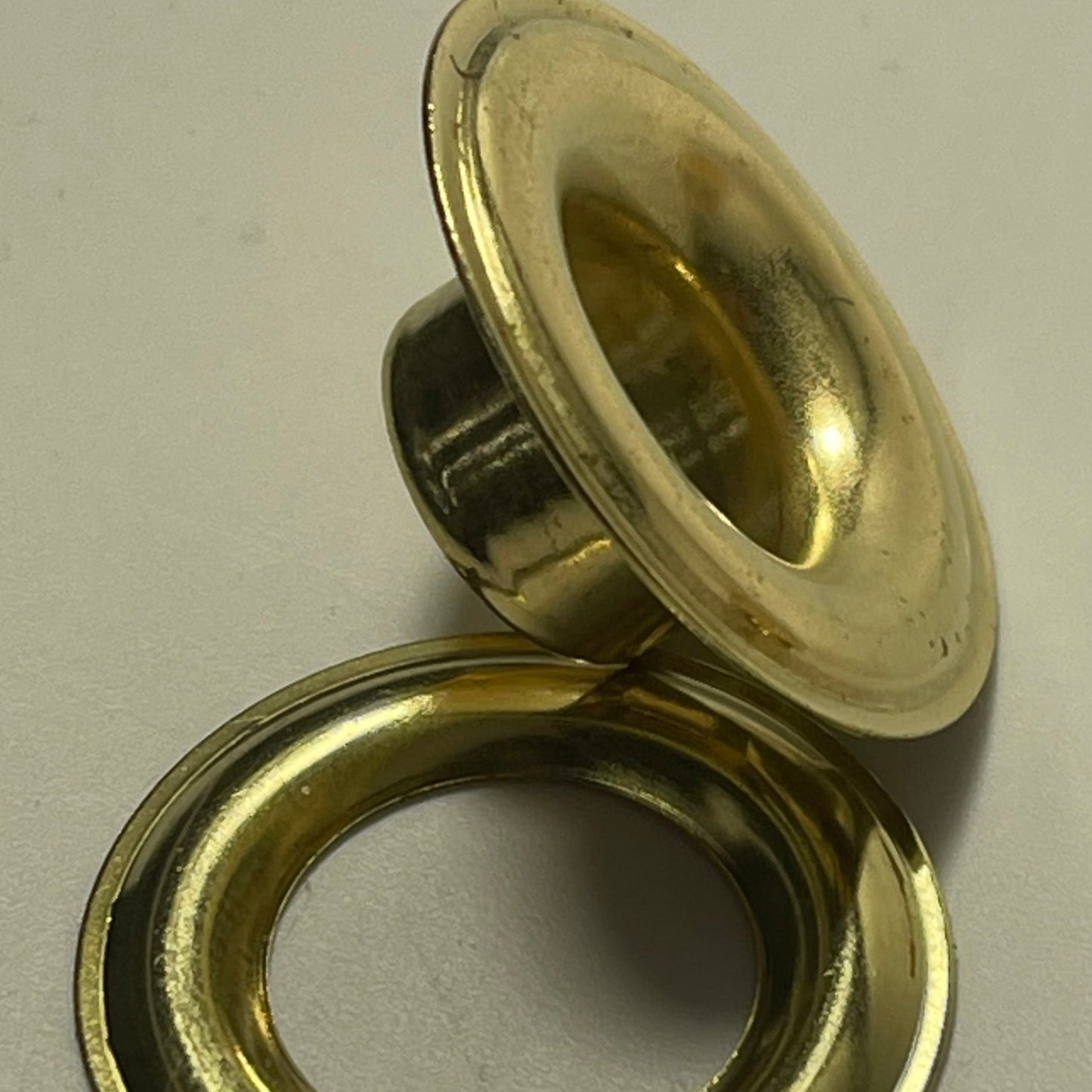 Ojal n.º 3 (se vende por cada uno)