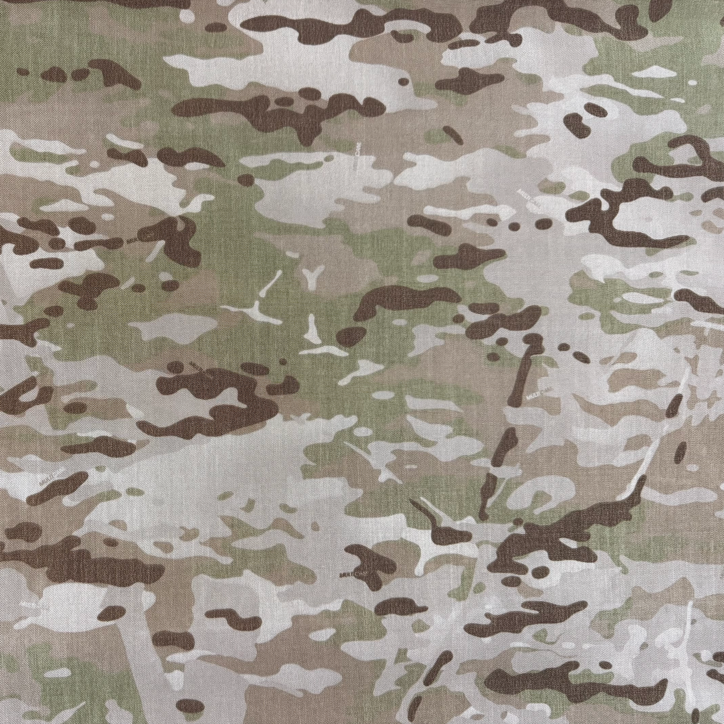 500 Denier Mil-Spec CORDURA® Nylon Fabric MultiCam ® Camo (Se vende por yarda)