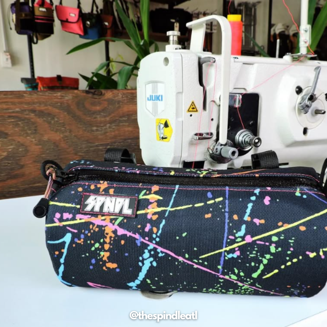 Tela de poliéster CORDURA® HP recubierta de 1000 denier - Salpicadura (se vende por yarda)