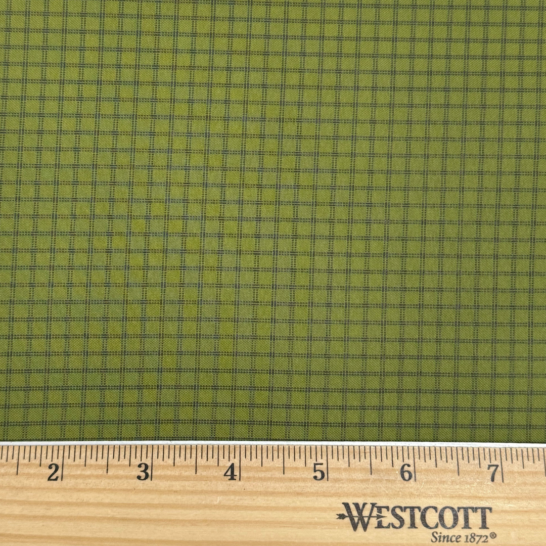 UltraGrid™: tejido de rejilla de nailon 100 % reciclado con doble Ultra Ripstop (se vende por pie)