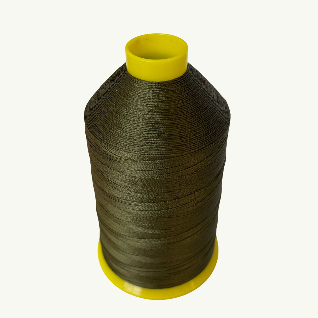 Conos de 10 oz de hilo de nailon reforzado Strongbond 40 (se venden por cada uno)