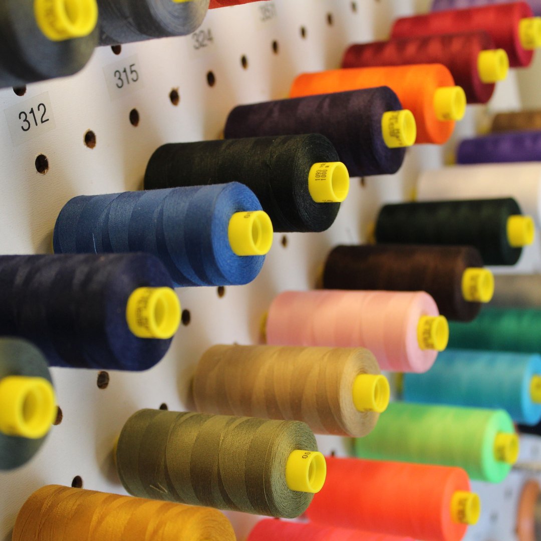 Light Duty Thread – Rockywoods Fabrics