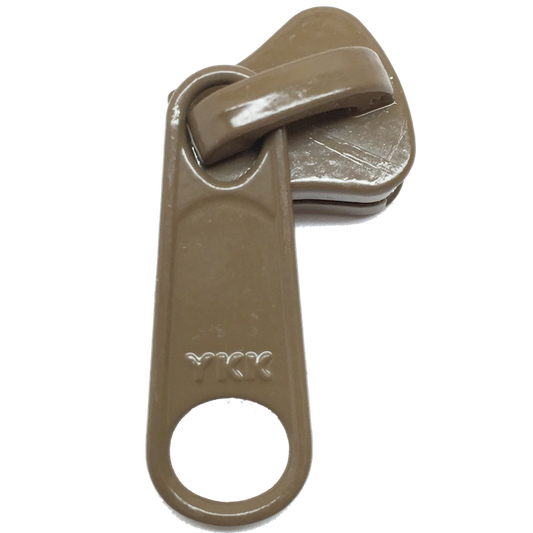 #8 YKK® 金属製プル付き成形歯ジッパー スライダー - 344 コヨーテ ブラウン (1 個ずつ販売)