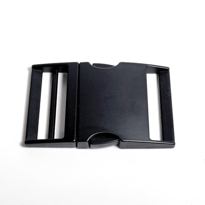 1.5" Low Profile Zinc Buckle, Berry Compliant, Black (Sold per each)