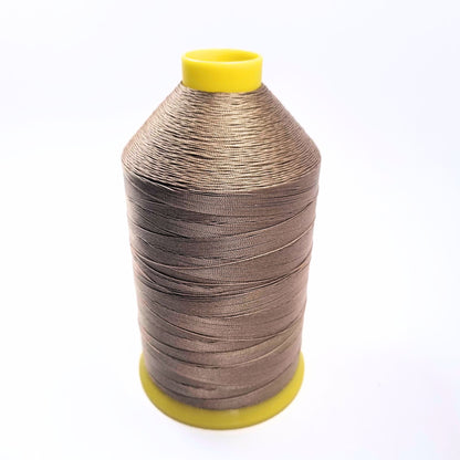 Conos de 10 oz de hilo de nailon reforzado Strongbond 40 (se venden por cada uno)