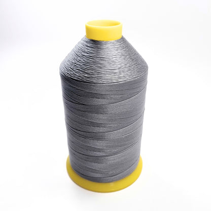 Conos de 10 oz de hilo de nailon reforzado Strongbond 40 (se venden por cada uno)