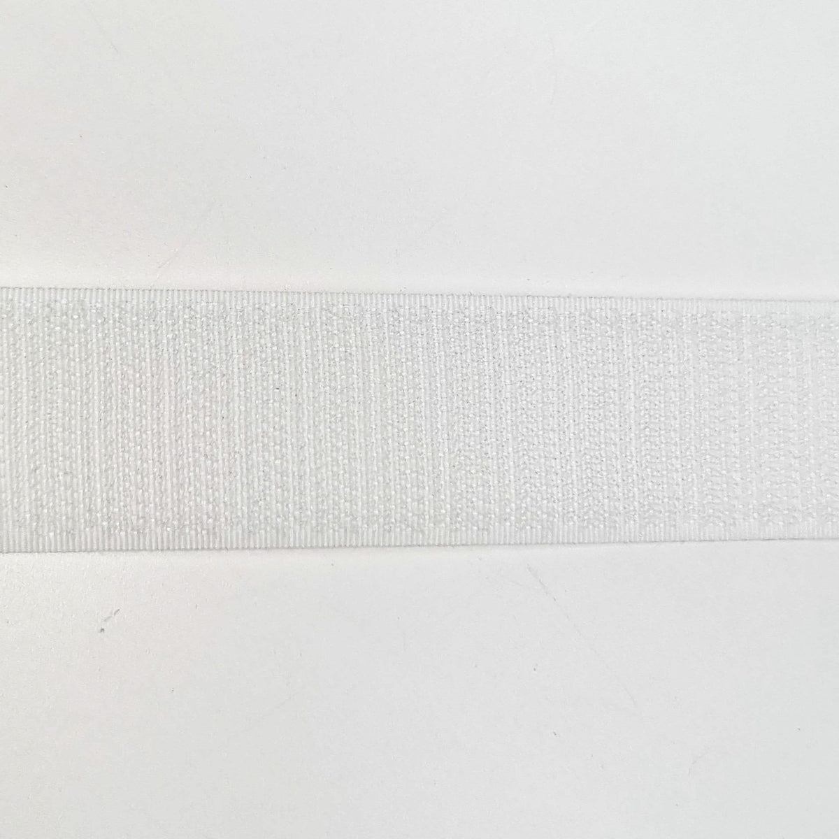 Gancho sujetador de cinta para coser de 1 pulgada (se vende por yarda)