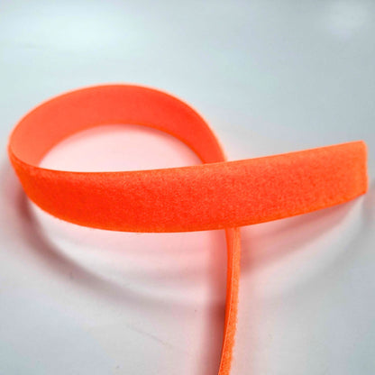 Gancho sujetador de cinta para coser de 1 pulgada (se vende por yarda)