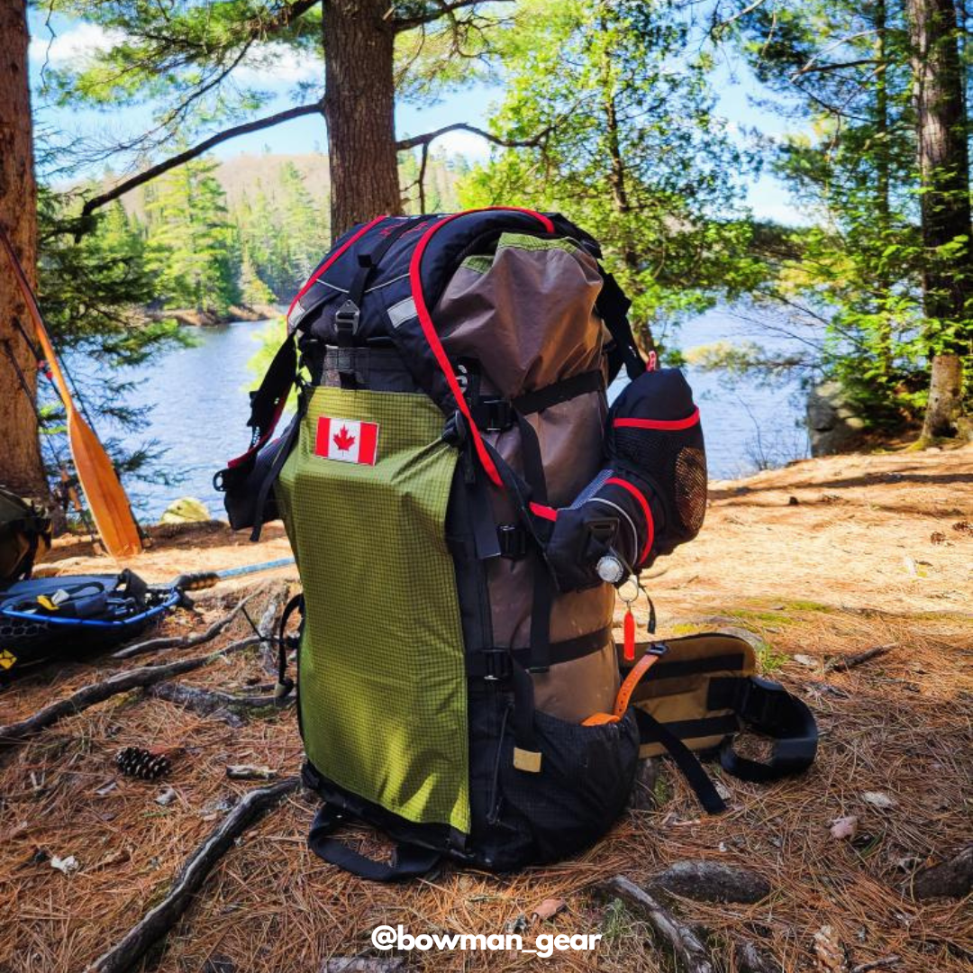 UltraGrid™ - ダブルウルトラリップストップを備えた 100% リサイクルナイロングリッド生地 (1 フィート単位で販売)